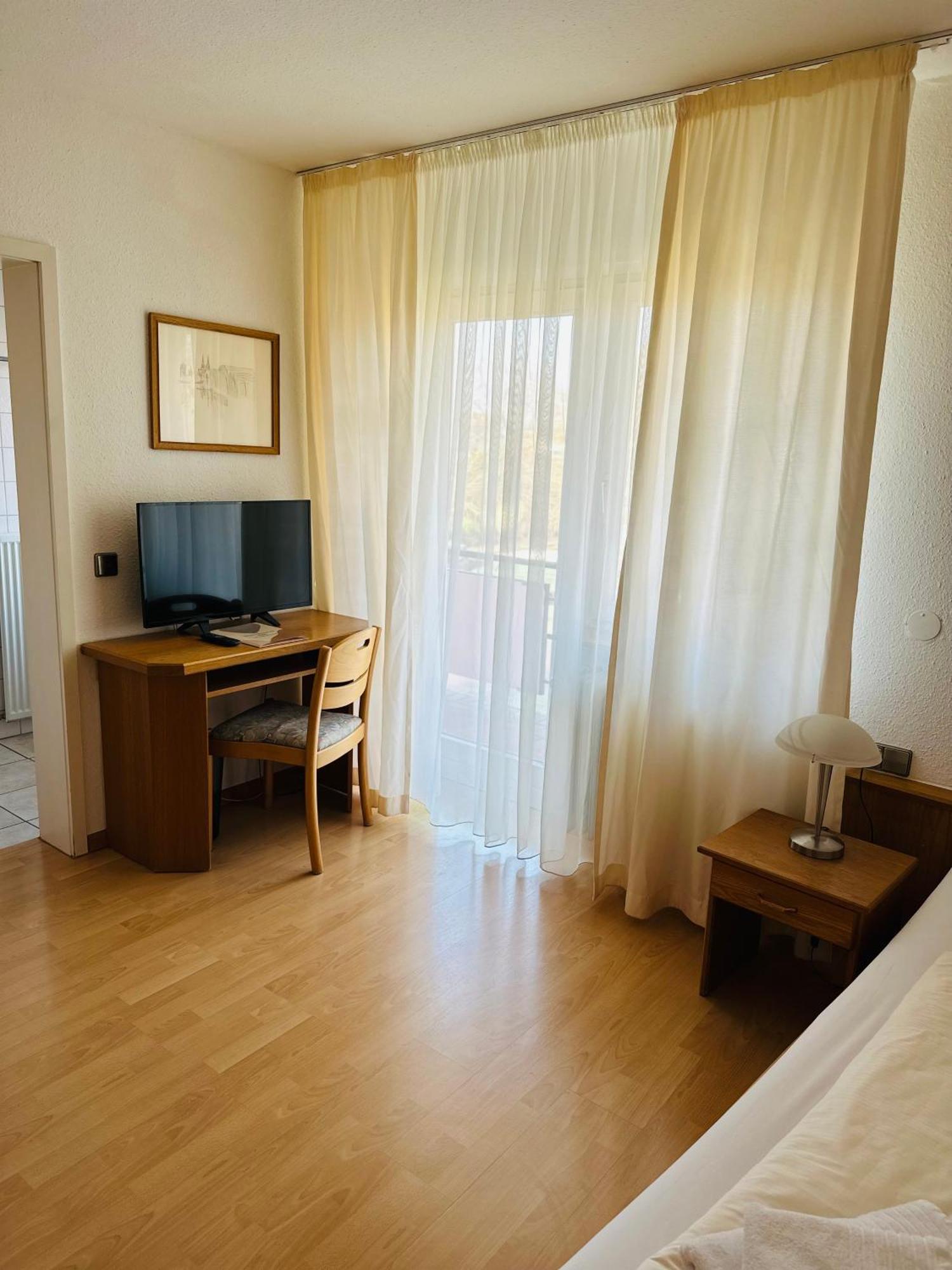 באד קרוצינגן Hotel Hofmann Zur Muehle מראה חיצוני תמונה
