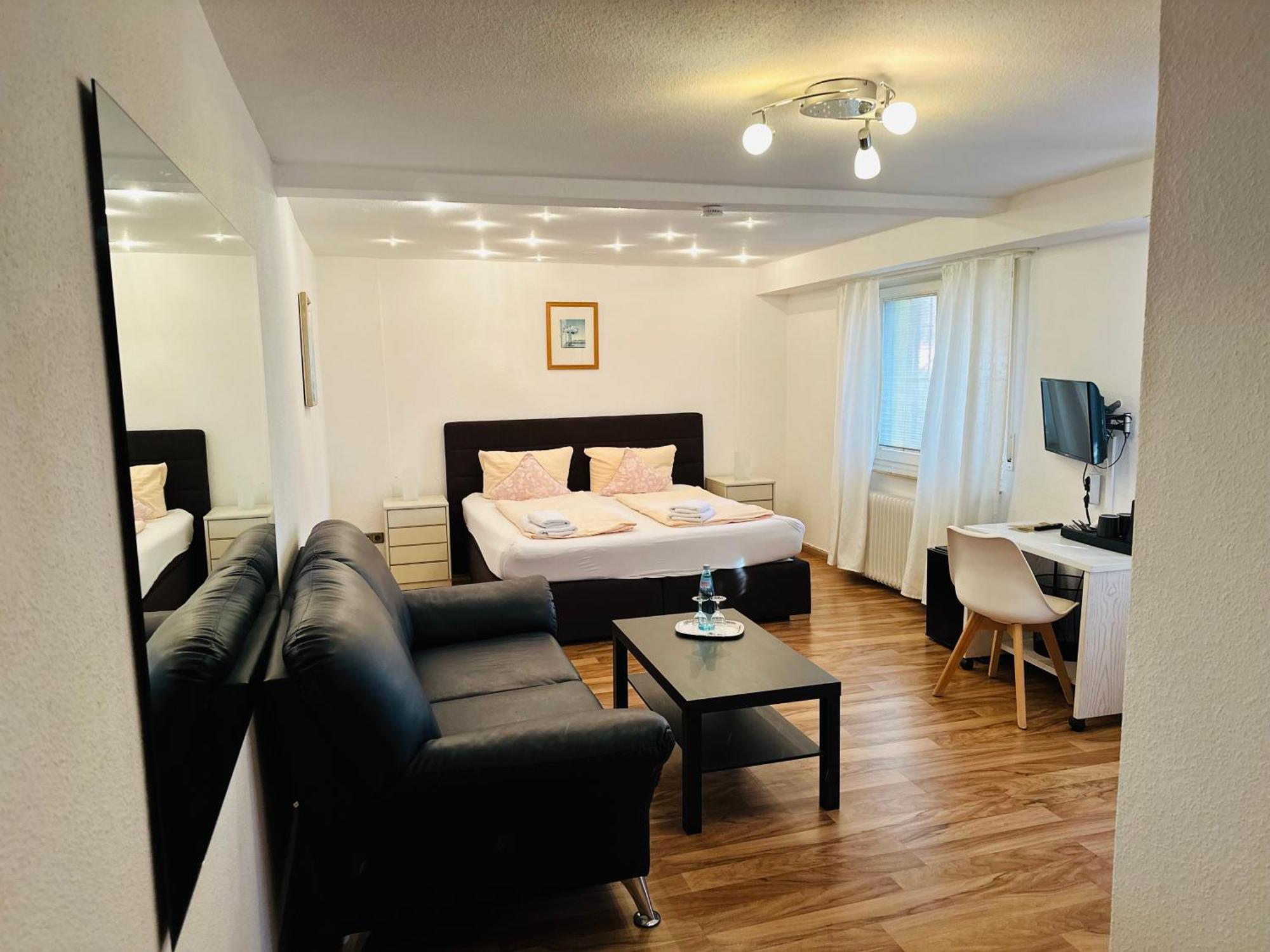 באד קרוצינגן Hotel Hofmann Zur Muehle מראה חיצוני תמונה